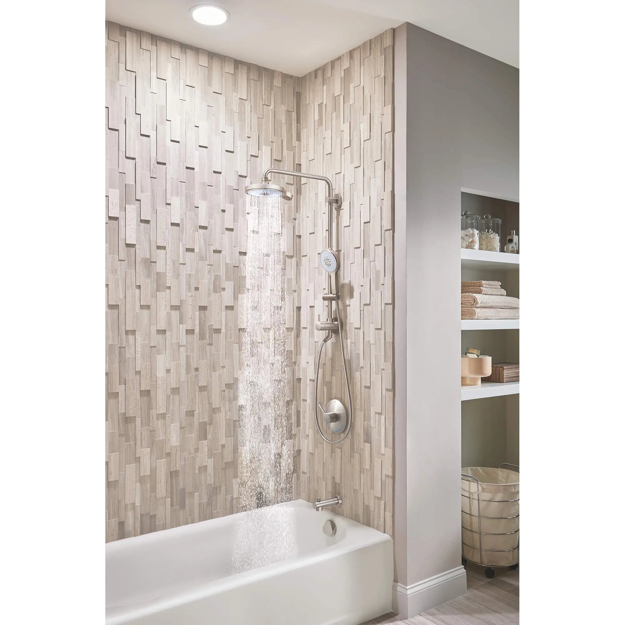 130 Shower Head, 5" - 4 Sprays, 2.5 gpm