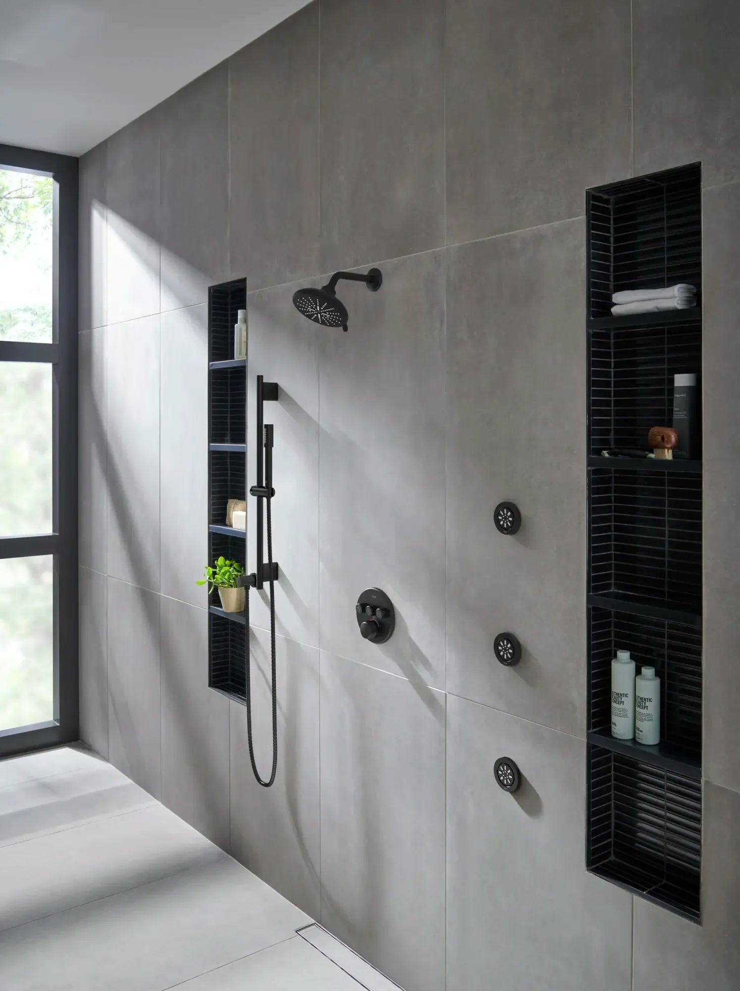 Shower Head, 6-1/2" - 3 Sprays, 1.75 GPM (6.6 L/min)