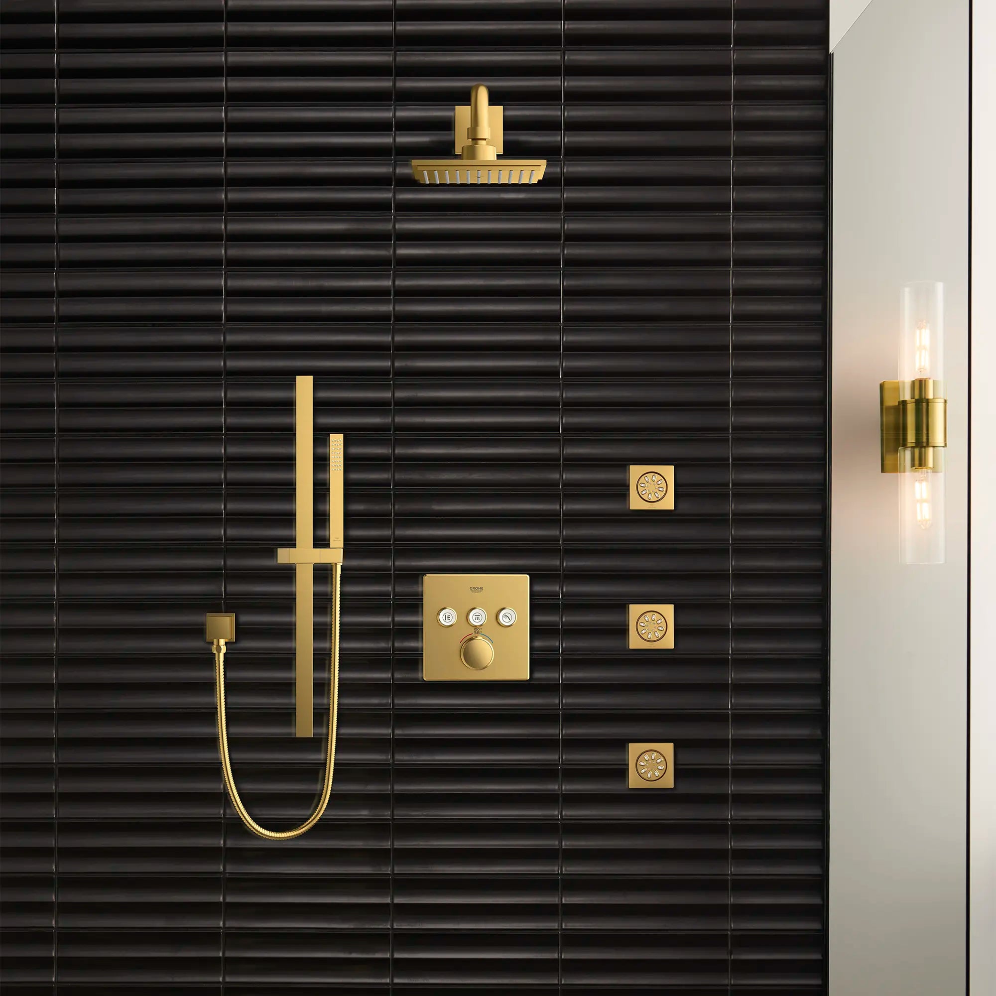 150 Shower Head, 6" - 1 Spray, 1.75 GPM (6.6 L/min)