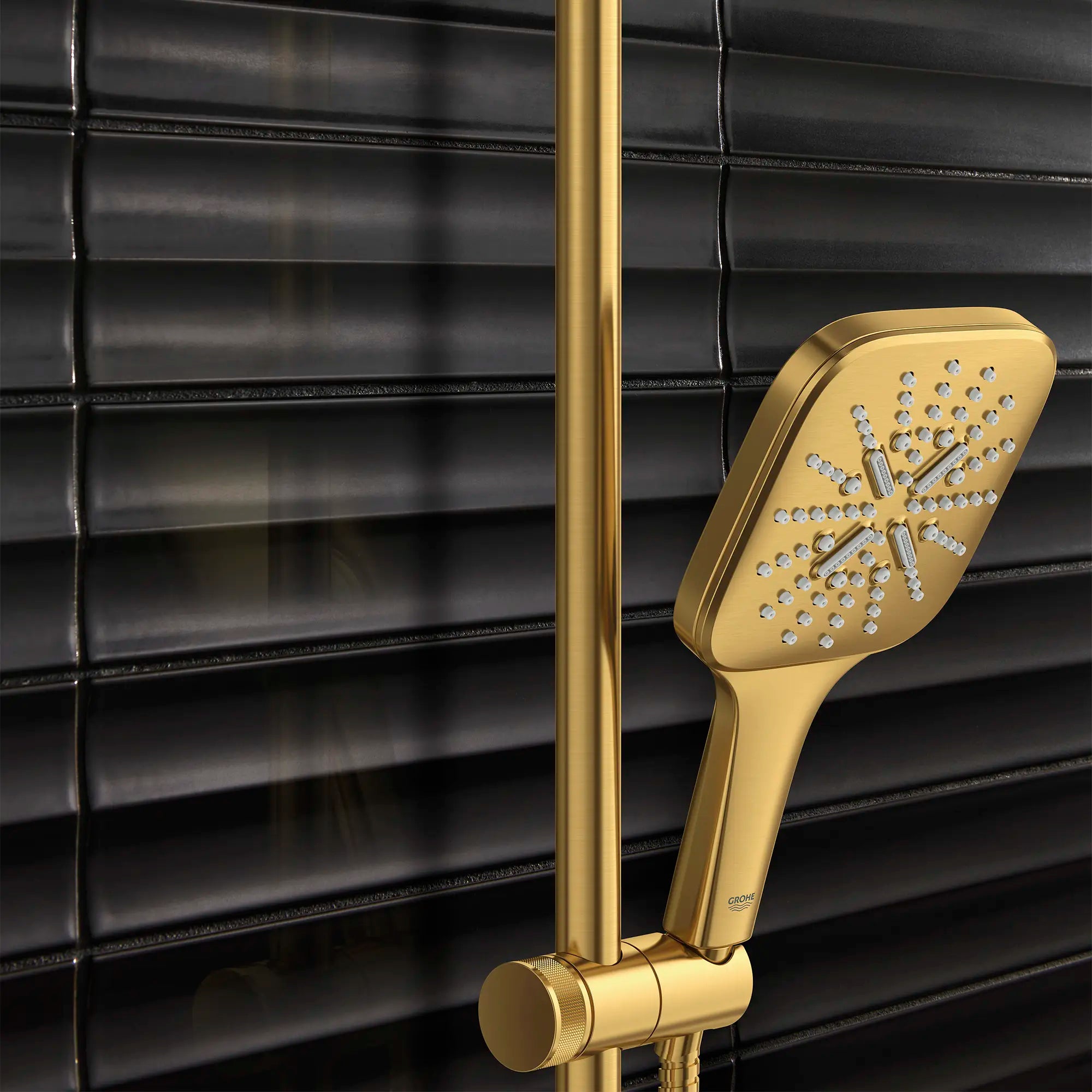 Shower Head, 6-1/2" - 3 Sprays, 1.75 GPM (6.6 L/min)