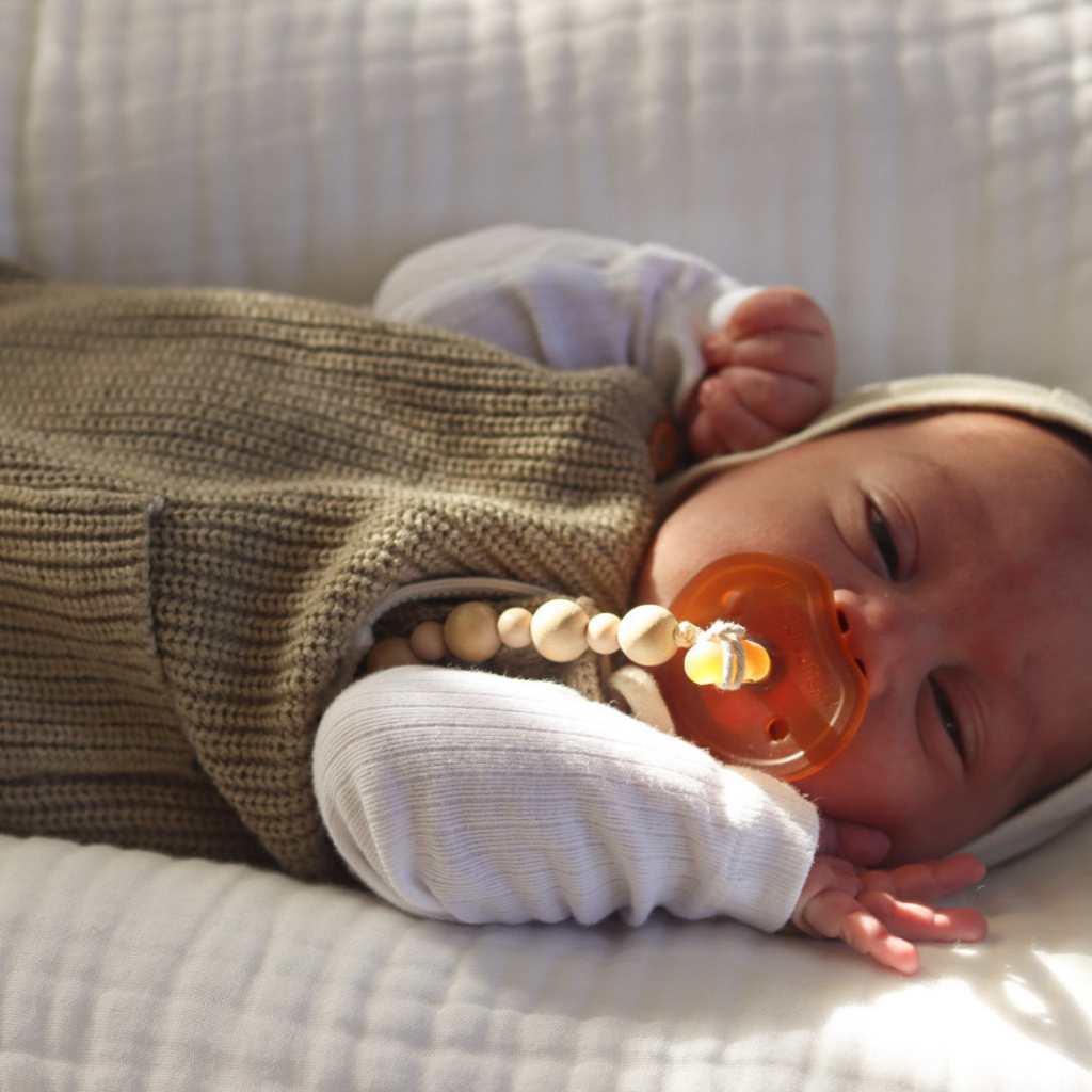 Natursutten Orthodontic Pacifier with Butterfly Shield (Set of Two)