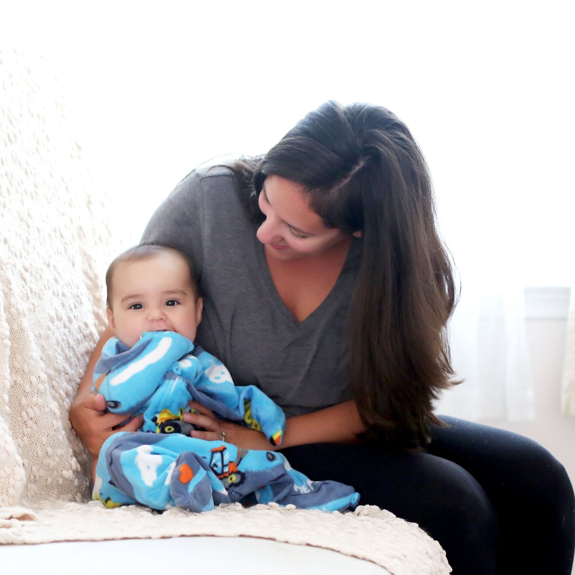 Sleeping Baby Going Places Zipadee-Zip Swaddle Transition