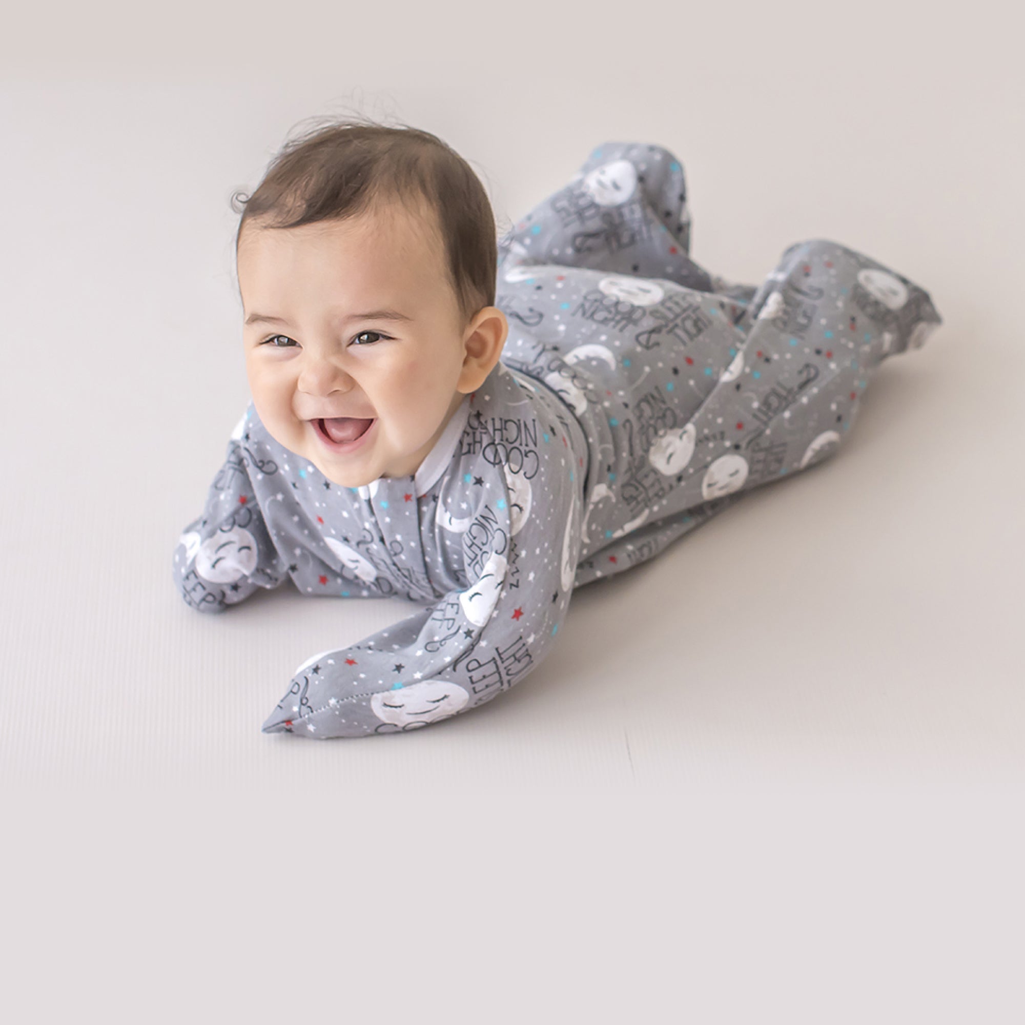 Sleeping Baby Goodnight Moon Zipadee-Zip Swaddle Transition