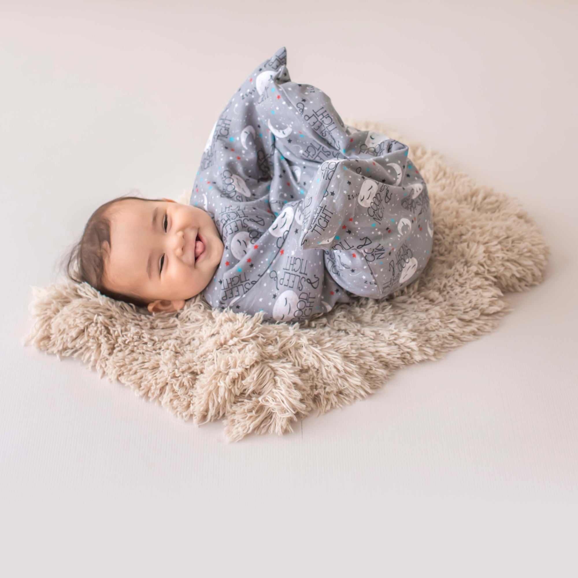 Sleeping Baby Goodnight Moon Zipadee-Zip Swaddle Transition
