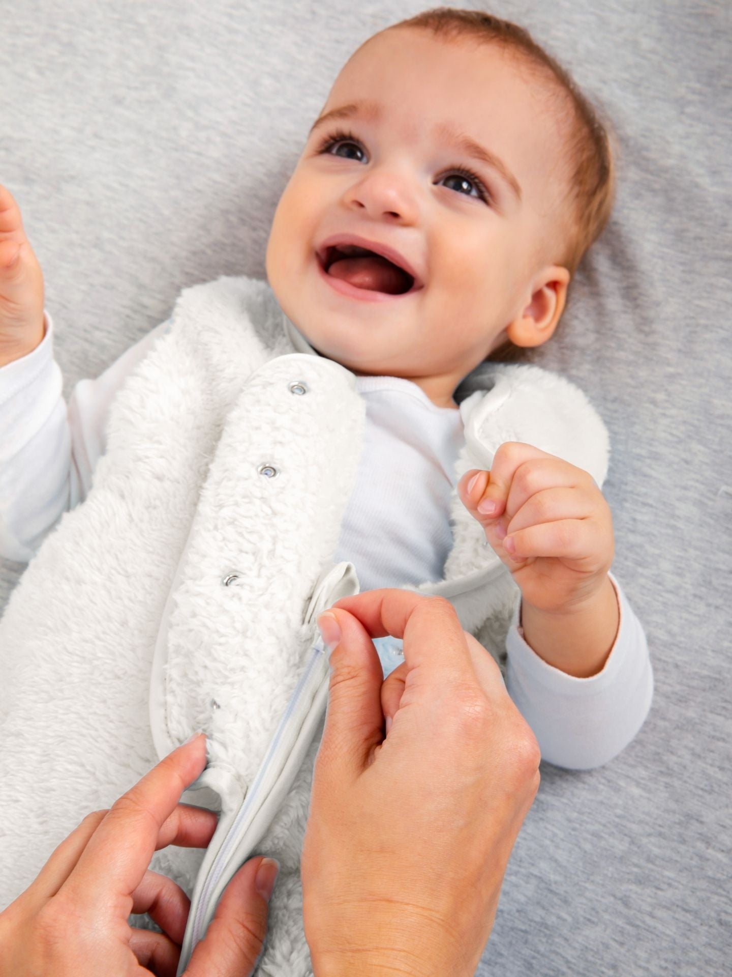 Little Giraffe Chenille Dream Sack