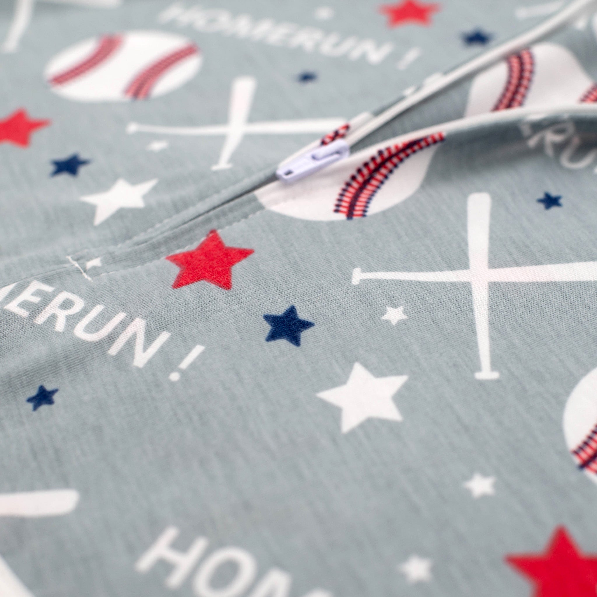 Sleeping Baby Adventure Island Zipadee-Zip Swaddle Transition